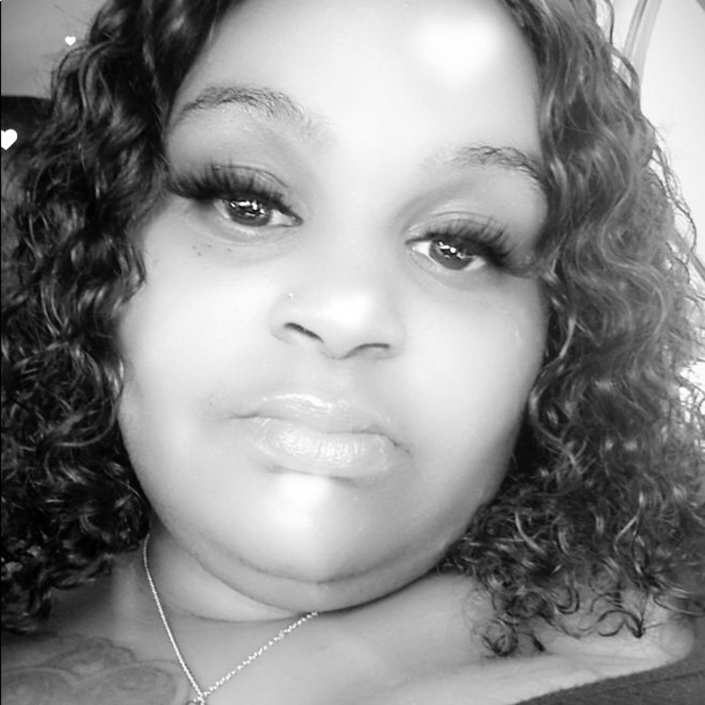 Meet your Posher, Brenissa